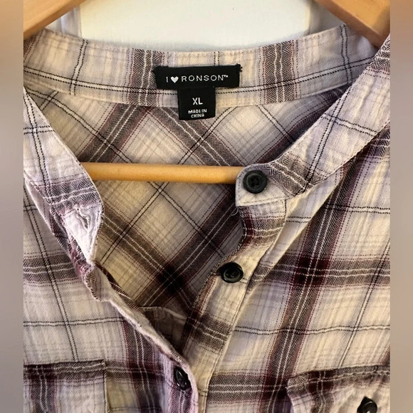 I Heart Ronson Lightweight Plaid Partial Button Down Shirt Size XL - Picture 3 of 7